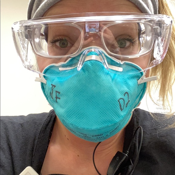 Meet your Posher, Jourdan - Picture 2 of 3